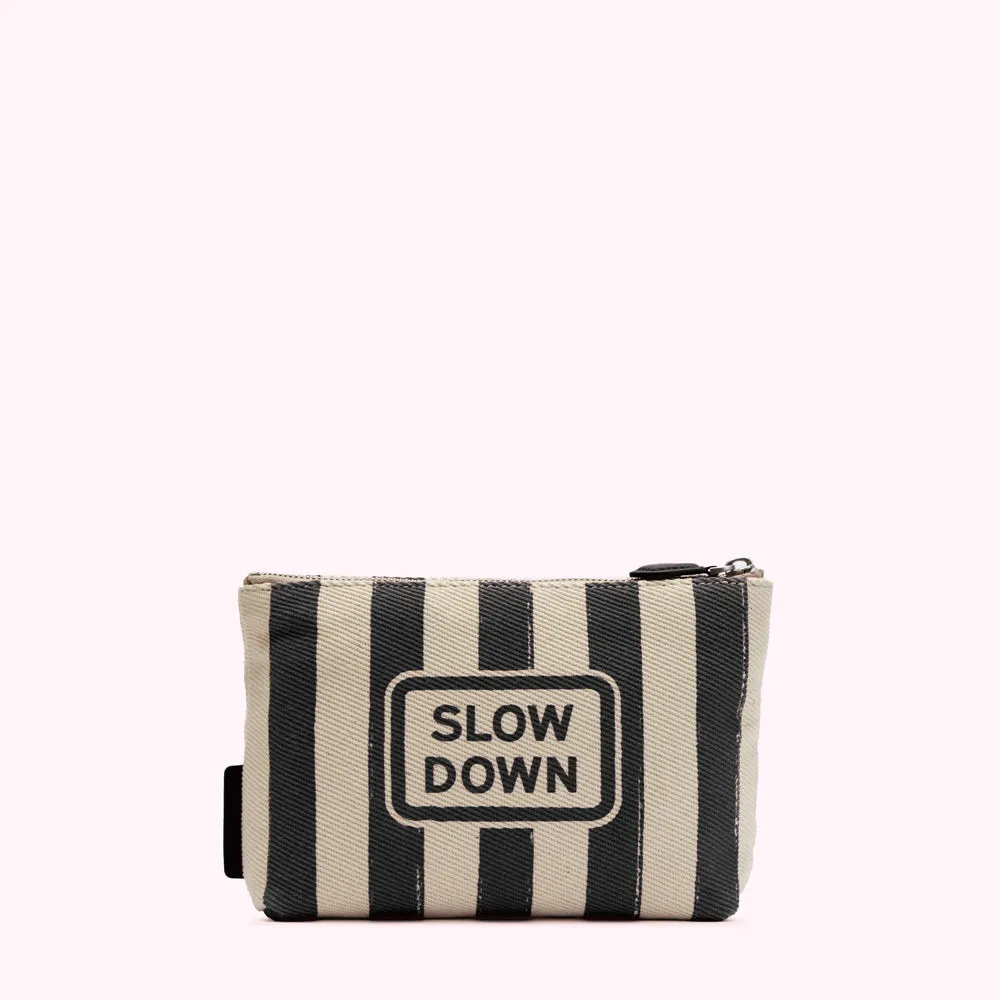 BLACK MEDIUM SLOW DOWN POUCH