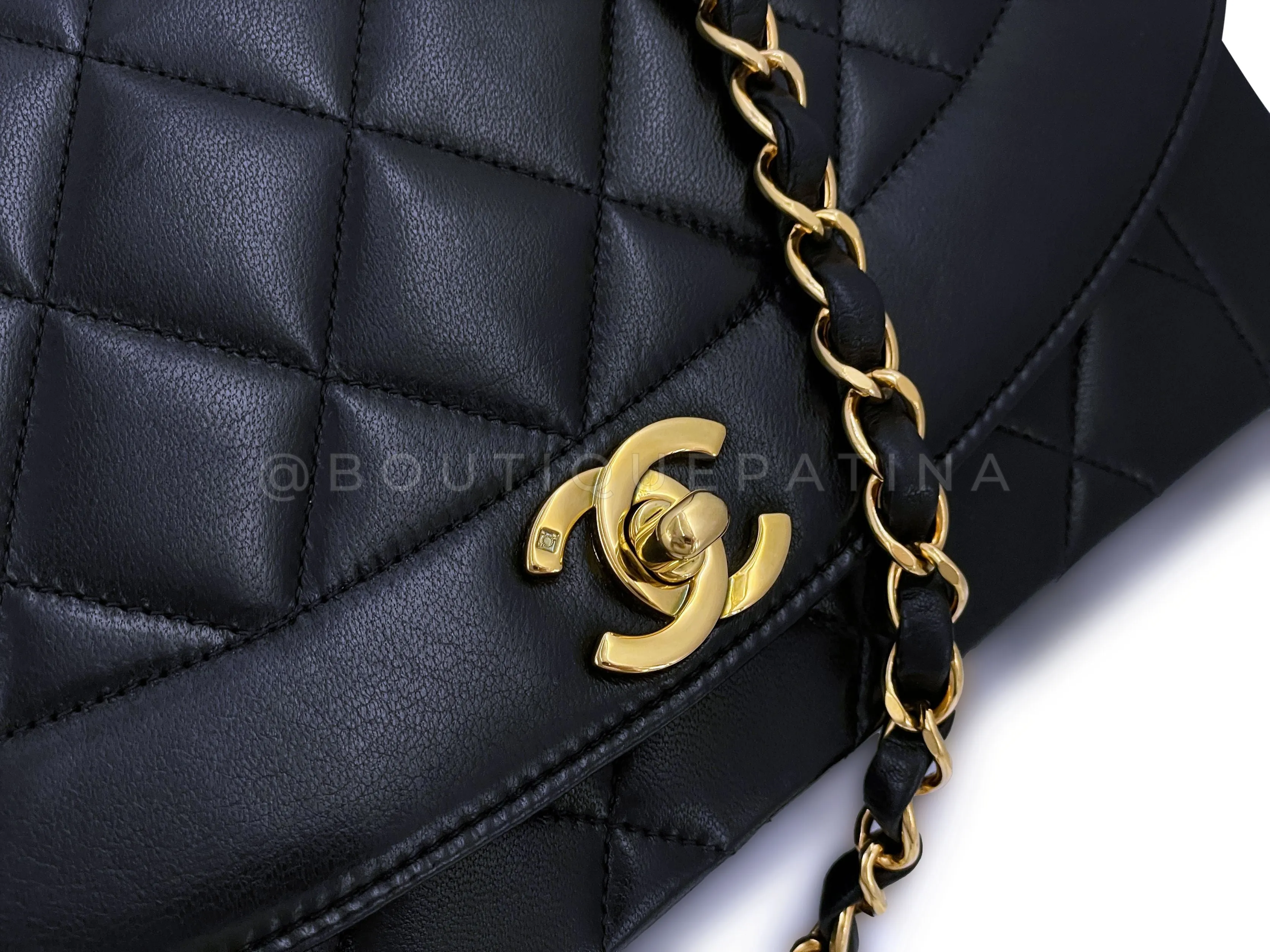 Chanel 1991 Vintage Black Classic Medium Diana Flap Bag 24k GHW Lambskin