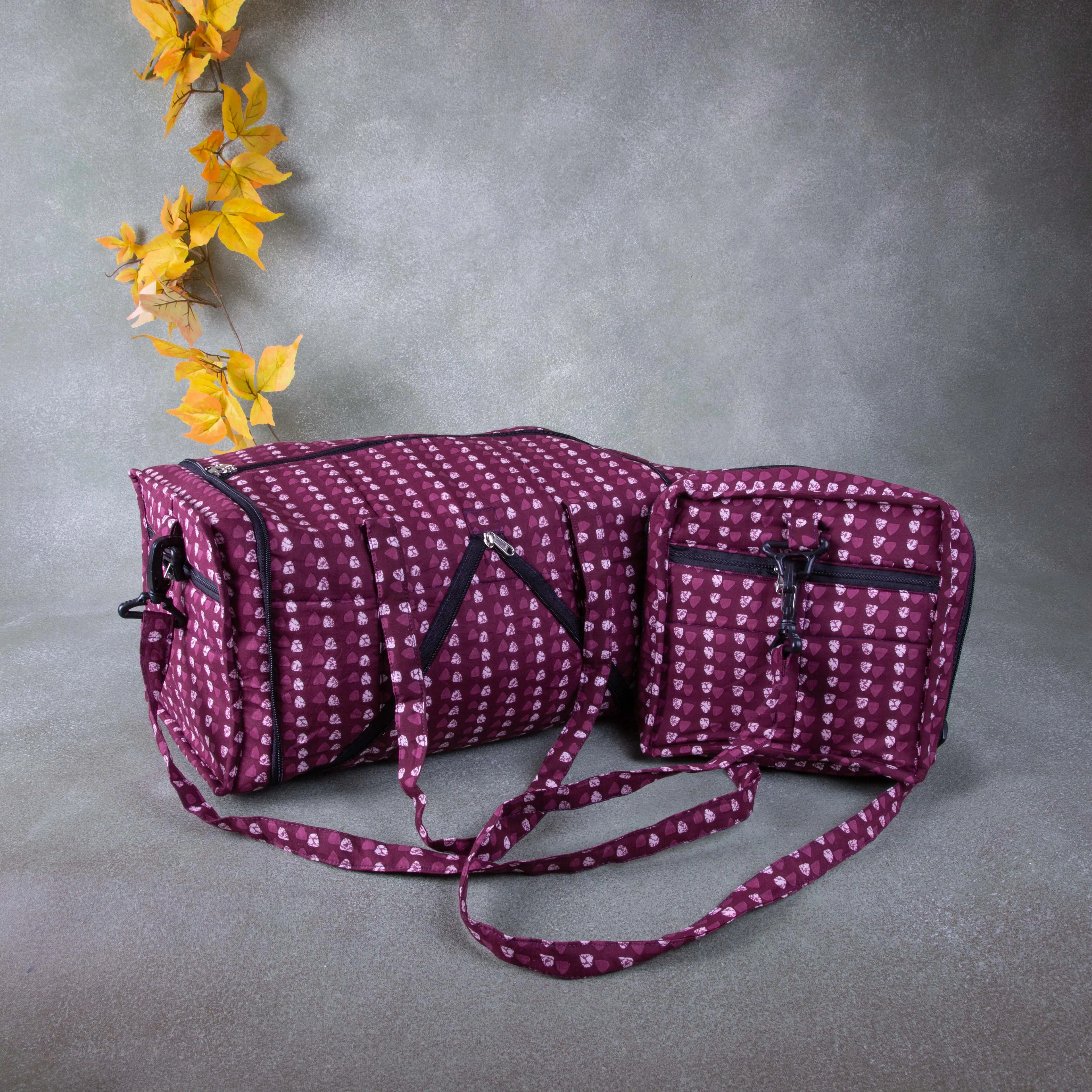 Expandable Travel Bag Grape Color