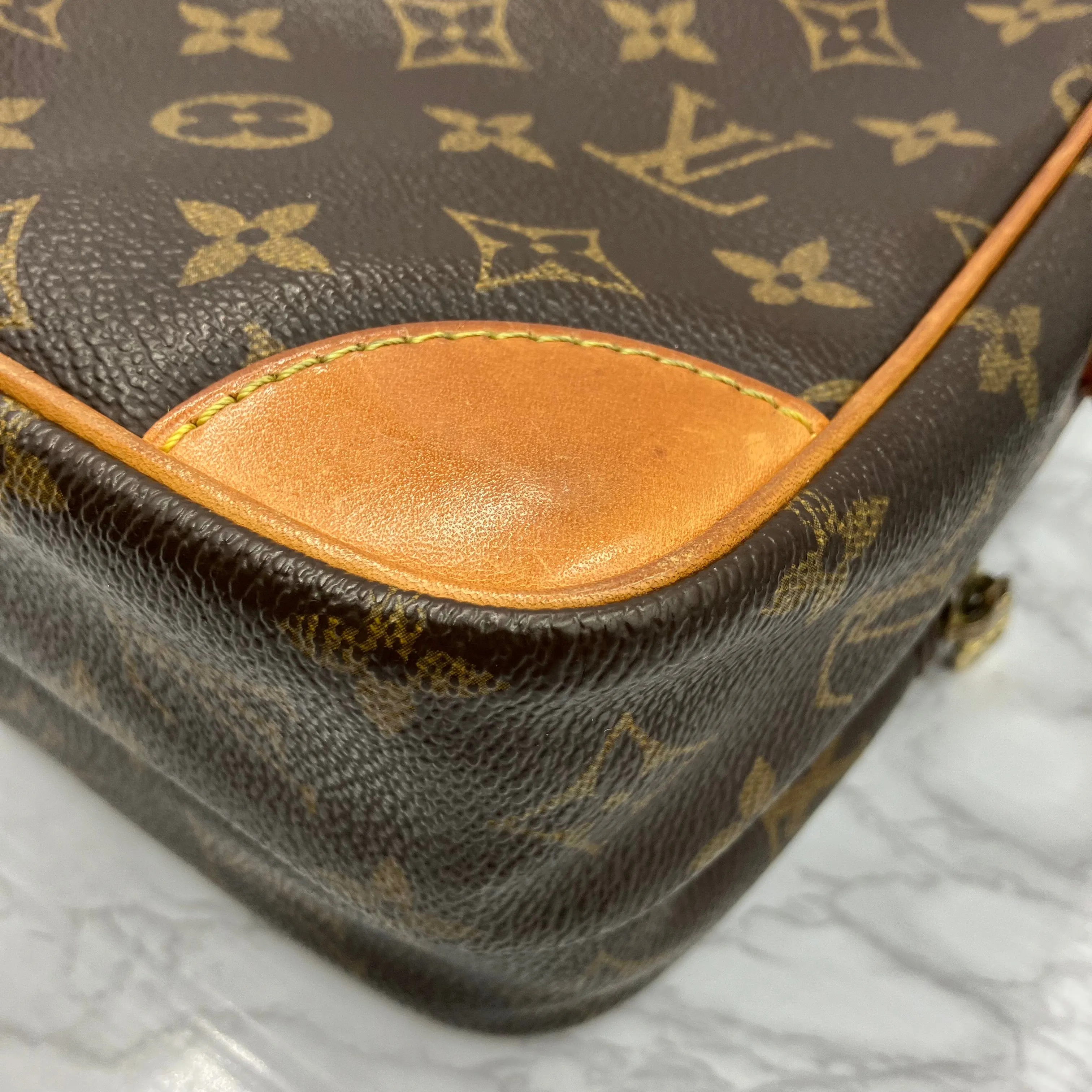 LOUIS VUITTON amazon