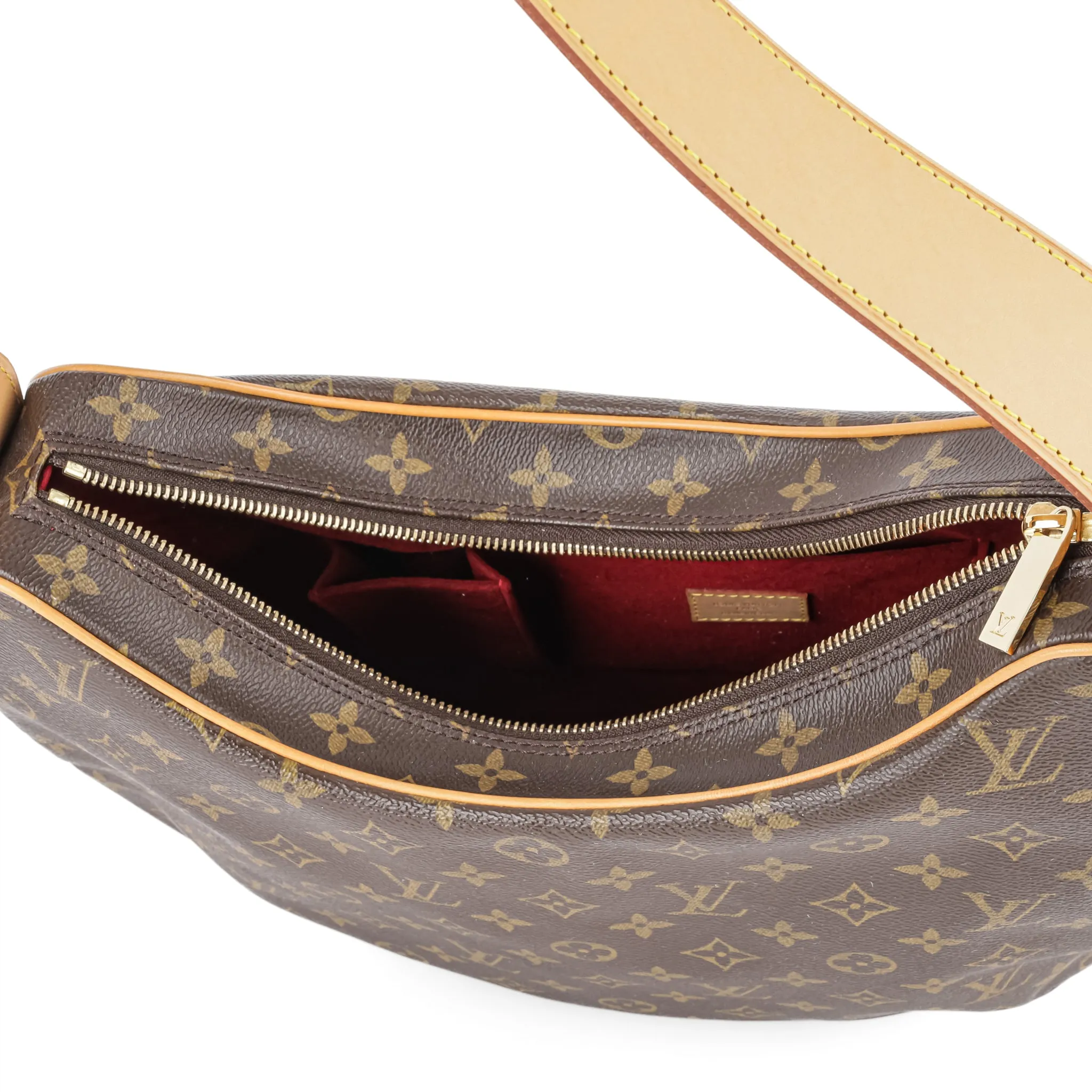 LOUIS VUITTON Monogram Canvas Croissant GM