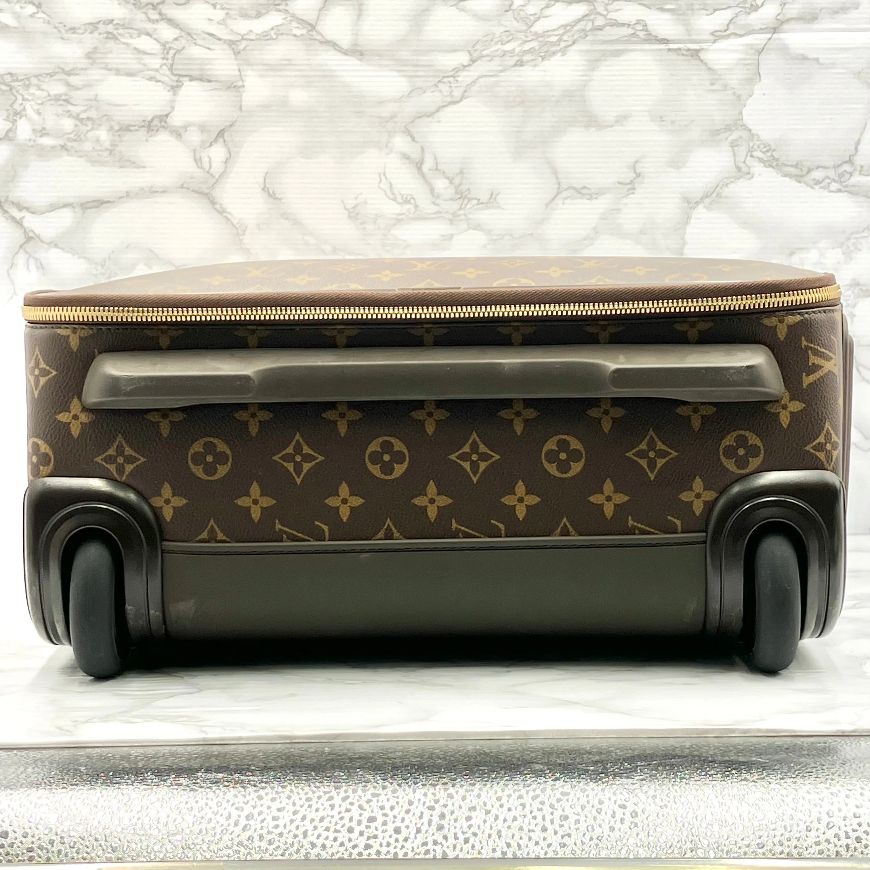 LOUIS VUITTON Monogram Pegase55