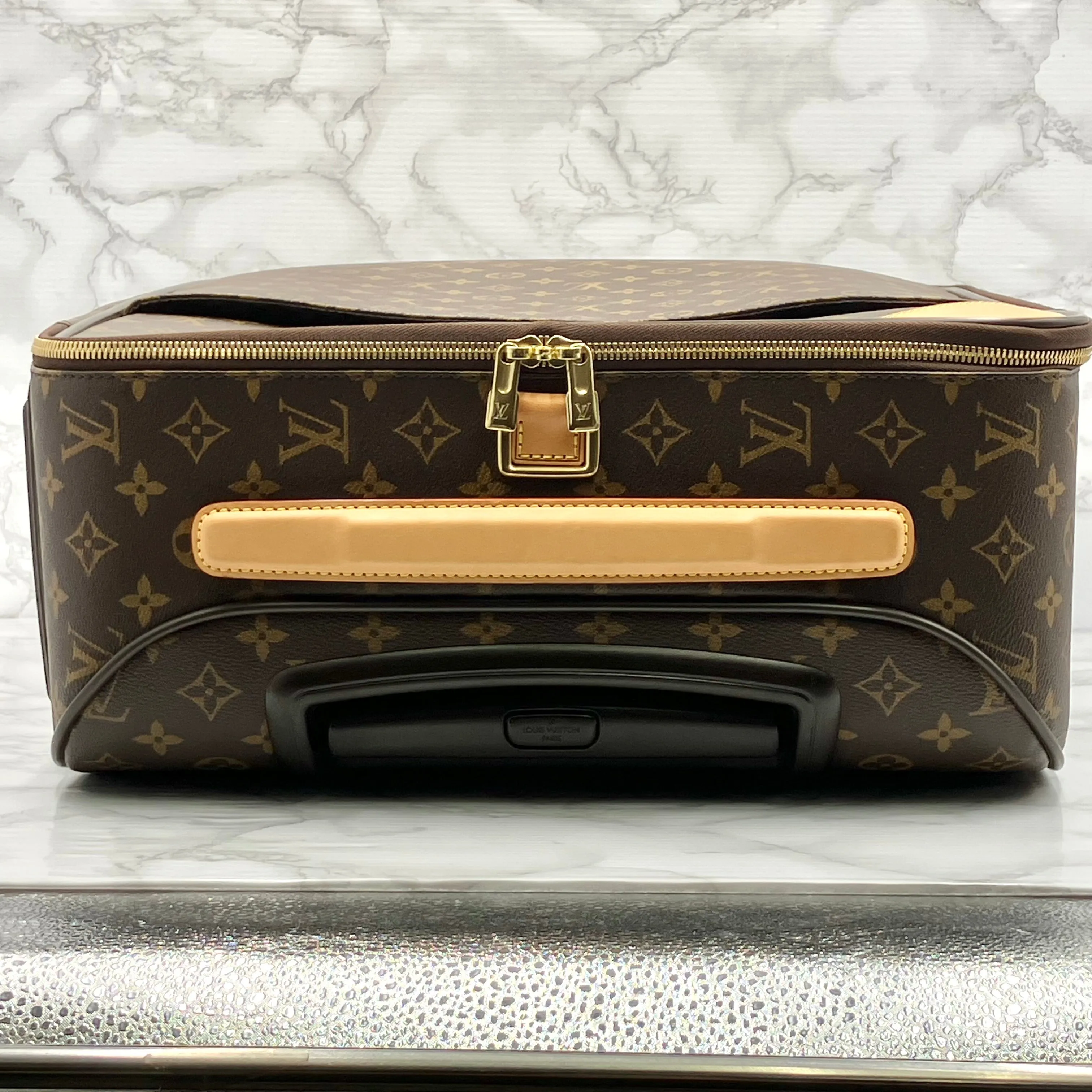 LOUIS VUITTON Monogram Pegase55