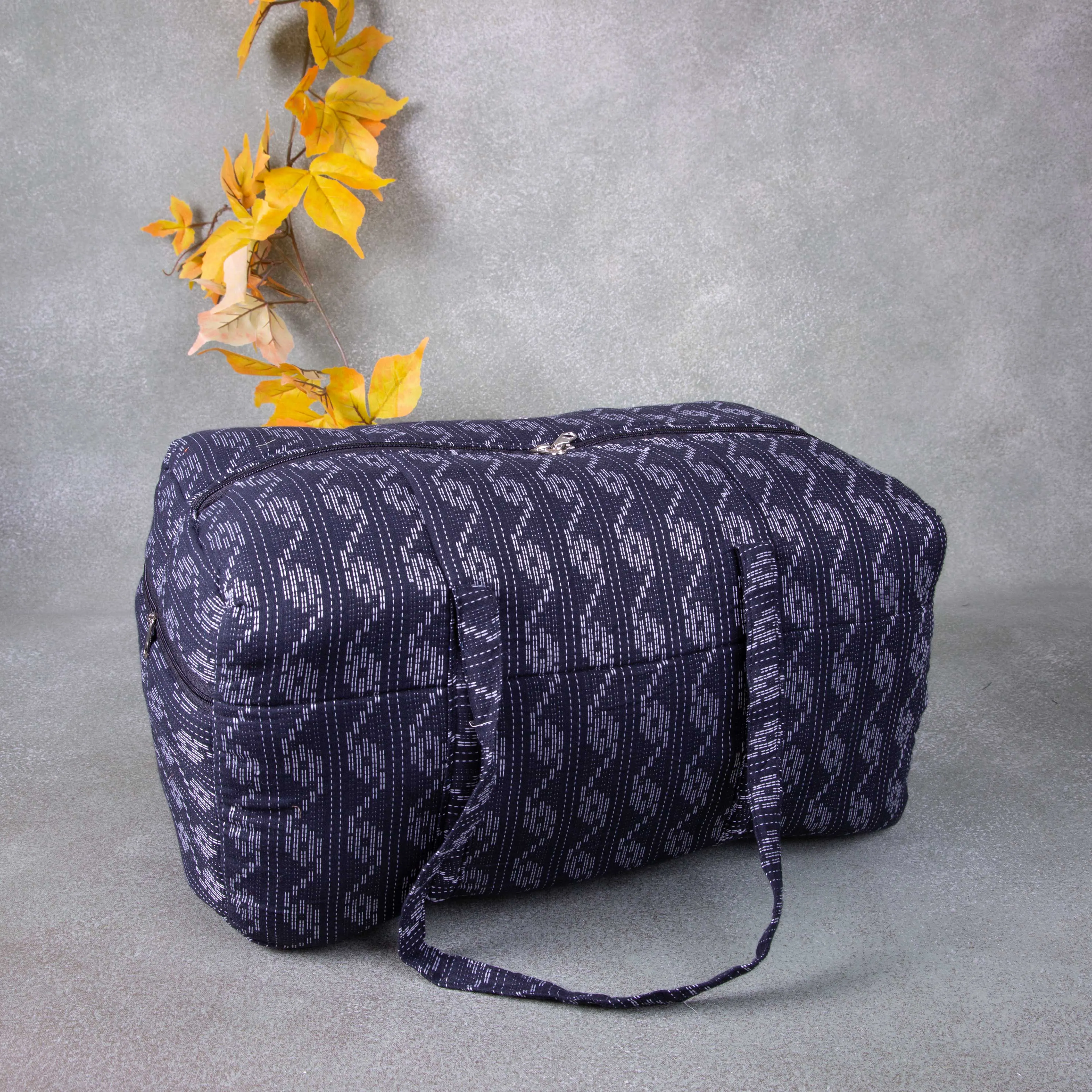 Rectangle Travel Bag Black Color zig zag