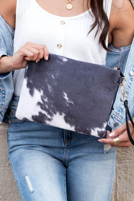 TEEK - Faux Fur Cow Animal Clutch