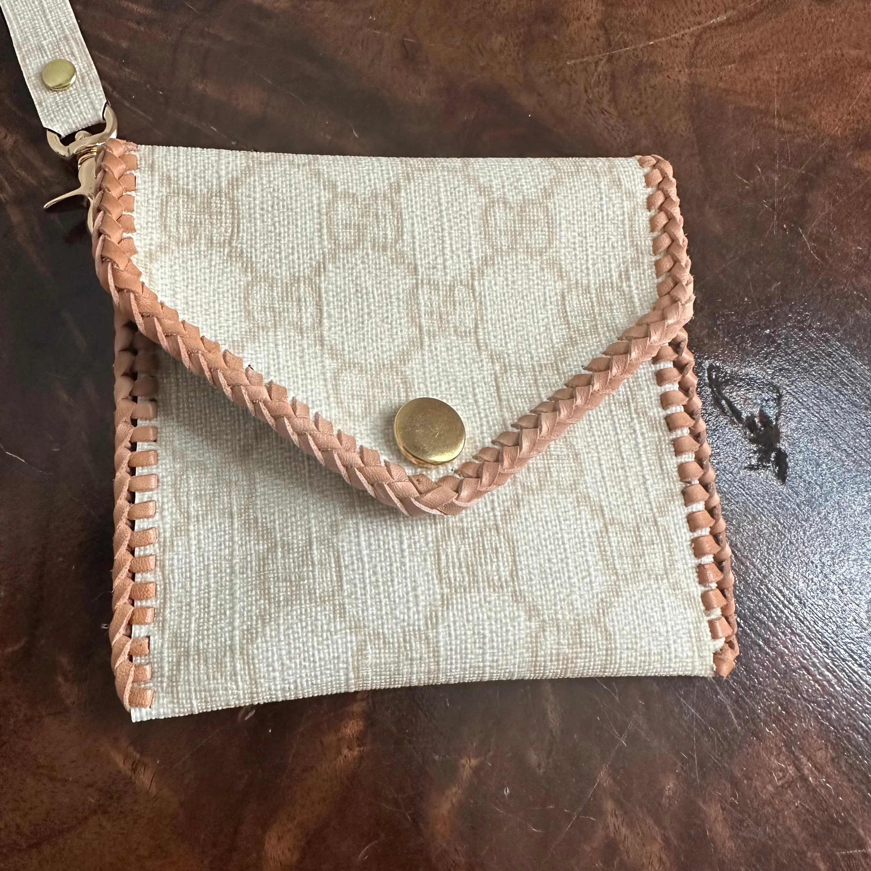 The Cardinal - Cream GG Card Holder/Wallet/Wristlet